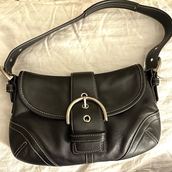 SOLD Vintage Coach SoHo Buckle Flap Bag - Picture 1 of 12